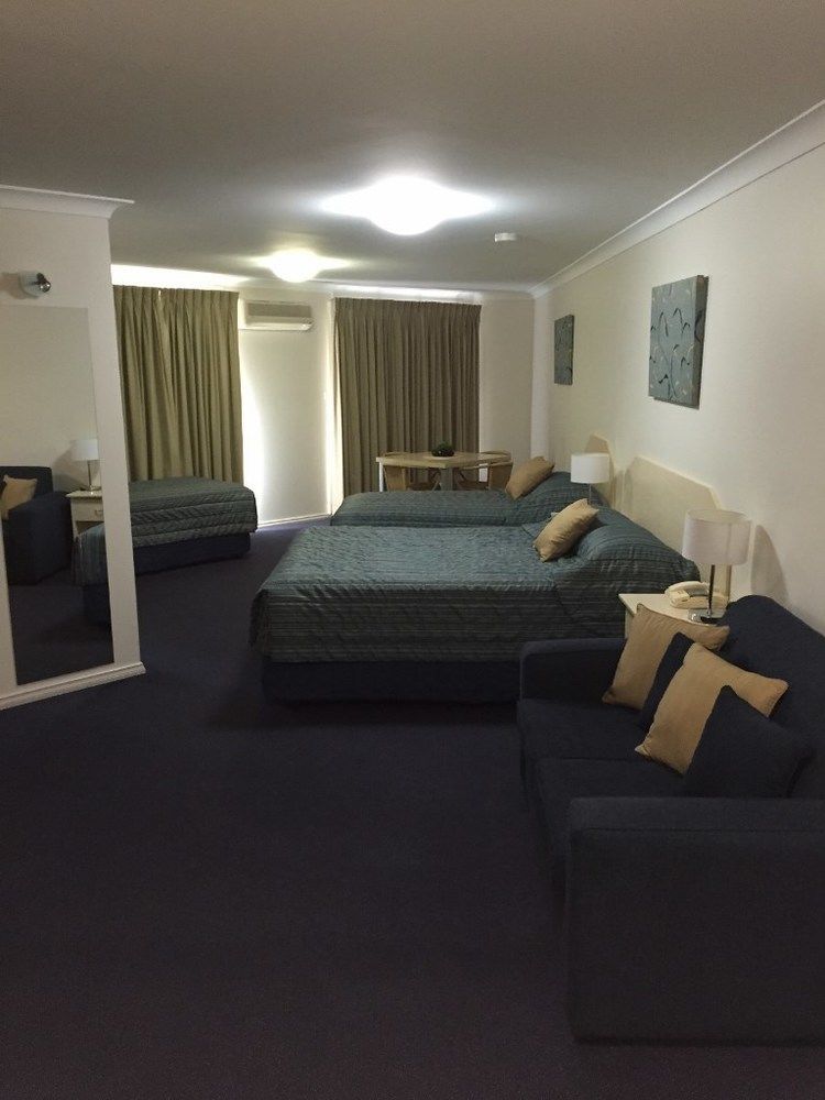 Tuckerbox Motor Inn 冈德盖 外观 照片