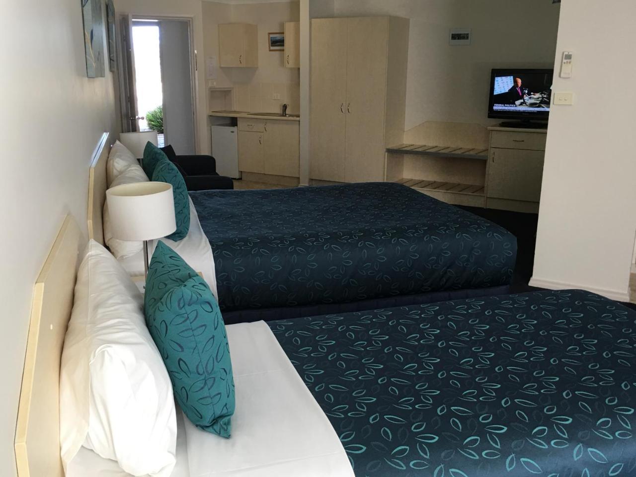Tuckerbox Motor Inn 冈德盖 外观 照片