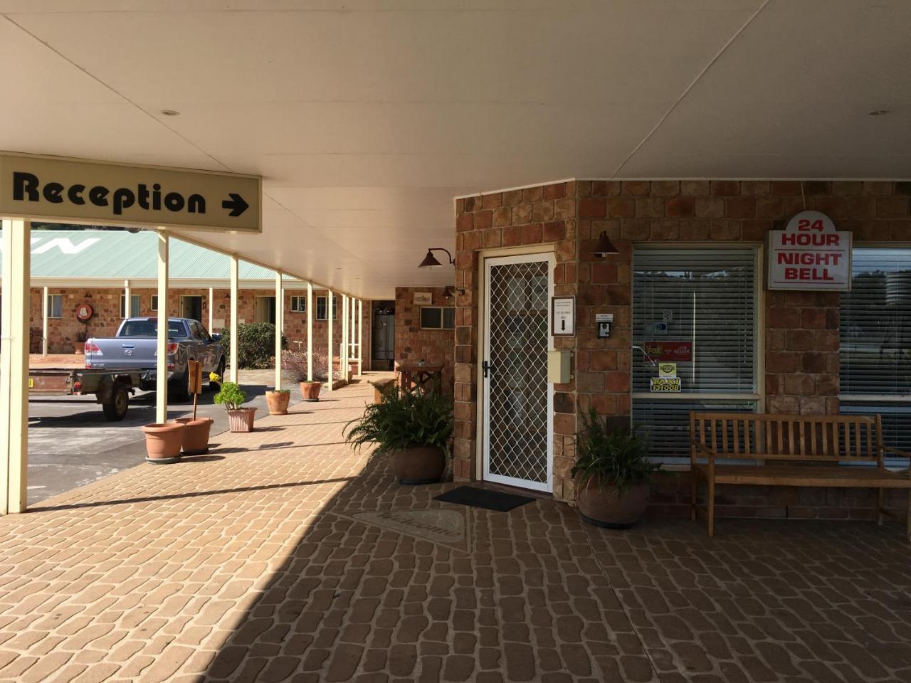 Tuckerbox Motor Inn 冈德盖 外观 照片